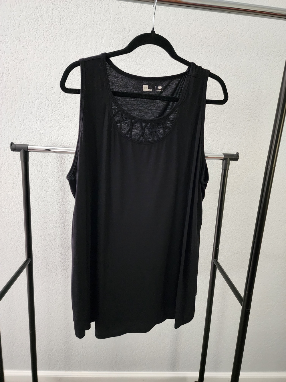 Xersion Black Lace-Back Sleeveless Tank Top